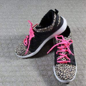 Qupid Size: 6.5 Cheetah Print Neon Pink Lace Up Sneakers